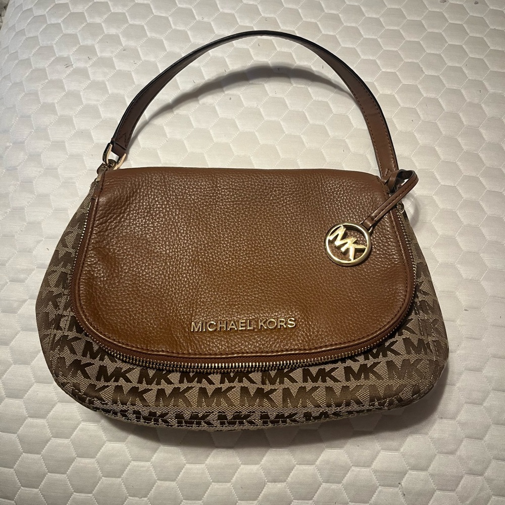 Michael Kors Brown and Tan Shoulder Bag great condition